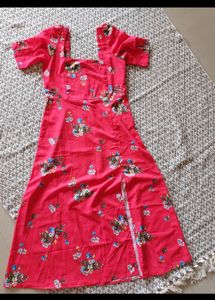 Midi Slit Dress      Never Worn.   No Bargaining Please Consider