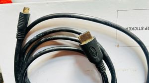 HDMI cABLe
