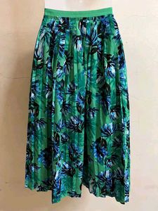 pinterest banana republic branded skirt