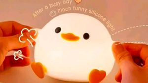 Cute Baby Duck Silicon Lamp