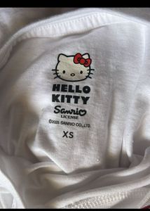 Hello kitty Tee