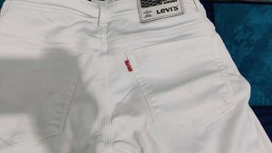 White Jeans