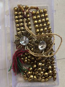 Golden 4 lined necklace