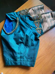 💥Emerald Green Embellished Blouse💥