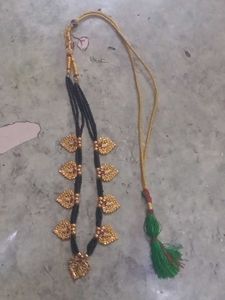 Gold Heart Mangalsutra