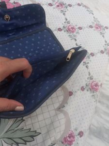Hand Clutch In Oriflame