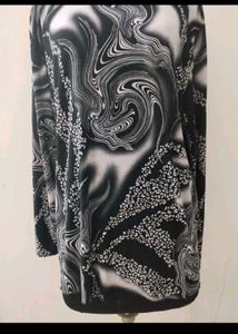 Patterned Long Sleeve plus size Top