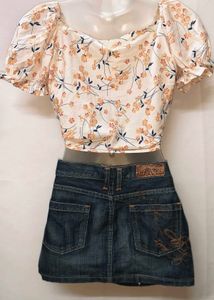 Floral Crop Top Size Small/ Fixed Price.