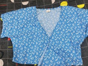 SSS Blue Floral Wrap Top