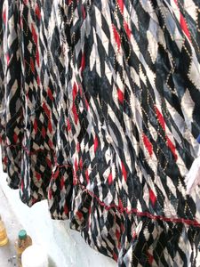 Embroidered Patterned Kurta