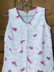 Aurelia Sleeveless Kurta XS