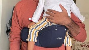 Luv lap Baby Carting Cot Just Used For 10days Trip
