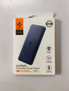 Spigen ArcPack Power Bank 10000mah 225.5w