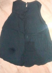 Elegant Embroidered Kurta Top