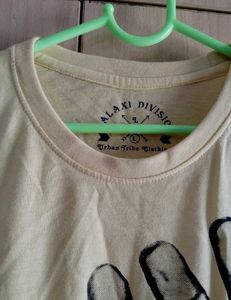 Mad Division Graphic Tee - COMPLETELY NEW ✨