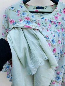 Floral Print Women’s Tunic Top - Stylish &amp; Comfort