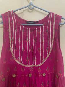 Sleeveless Anarkali