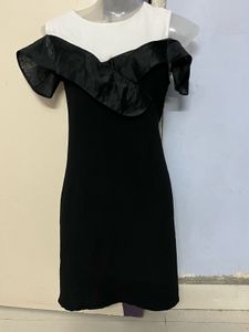 Korean Pintrest Princess Neck Black &amp; White Dress