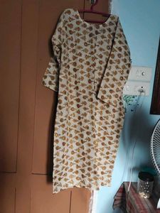 Floral Embroidered Kurti