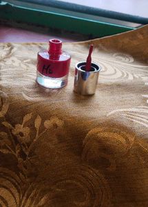 Red Nail paint