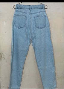 straight fit jeans