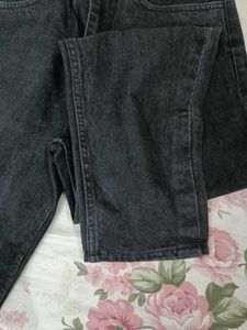 Power Look Black Denim Jeans