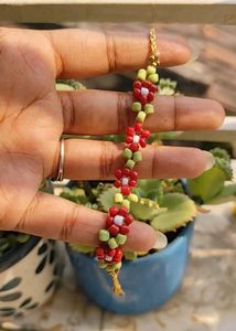 Daisy Chain Beaded Bracelet