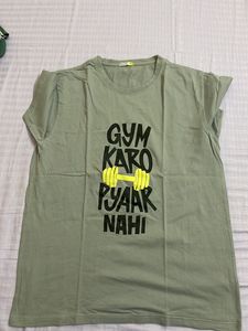 2 Tshirts XL Size For men!