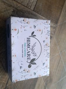 Helps absorb excess oil.Helps prevent breakouts.Ti
