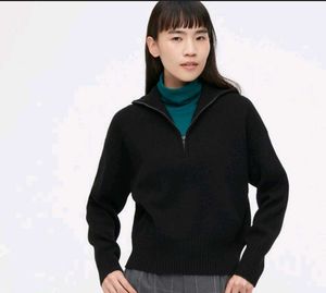 Uniqlo 100% wool pullover