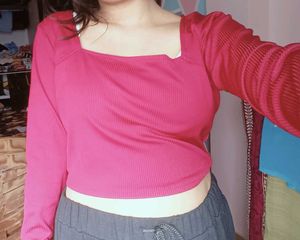 Red Long Sleeve Crop Top