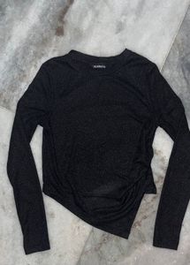Black Long Sleeve Crop Top