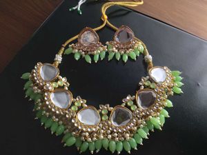 Mirror Kundan Beautiful Set