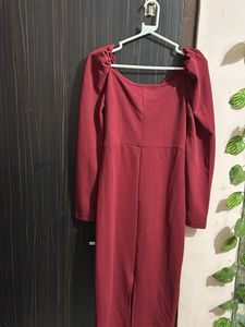 Elegant Maroon Midi Dress