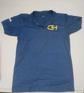 Contains mixture of brand t shirts