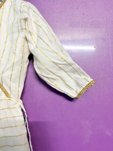 Striped kerala style kasavu Ethnic Dress