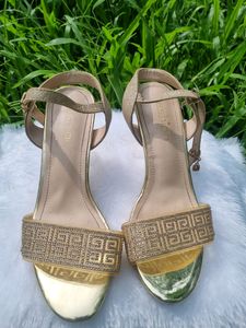 Elegant Gold Heels (Offer For 2days)