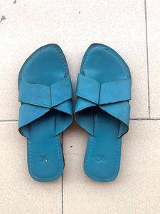 Blue Leather Crossover Sandals - Size 36