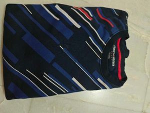 Men Tommy Sweater Hardly Used