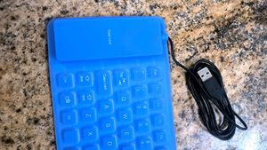 Flexible Rubber Keybord On Bed Typing