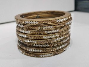 Golden And White Lakh Bangle Set Of 8