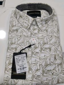 🤍Ocean Touch Floral Shirt🌱