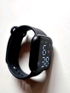 Unisex Digital Watch New and Working