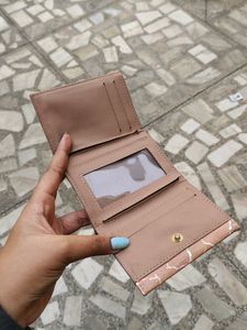 Baggit Holographic Wallet