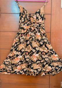 Very Nice Dress Looking Pretty I Purchased From Local Showroom No Defected No Damage Bust Size 34