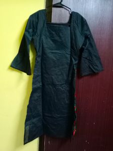 Scratch Pakistani Kurta with Dupatta