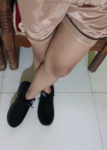 Black Sneakers👟