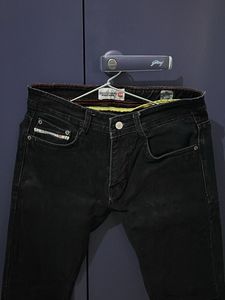 Black Jeans