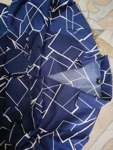 Geometric Print Blouse