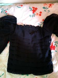 Black Puff Sleeve Top
